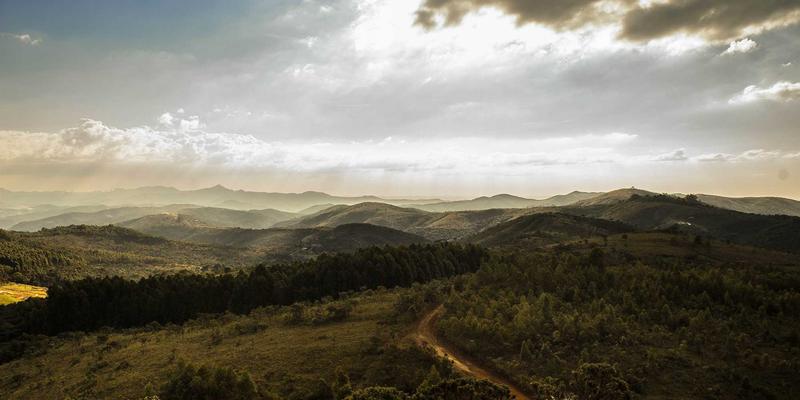 专业战术装备解析：军用级热成像技术如何重塑边境监控与反渗透作战