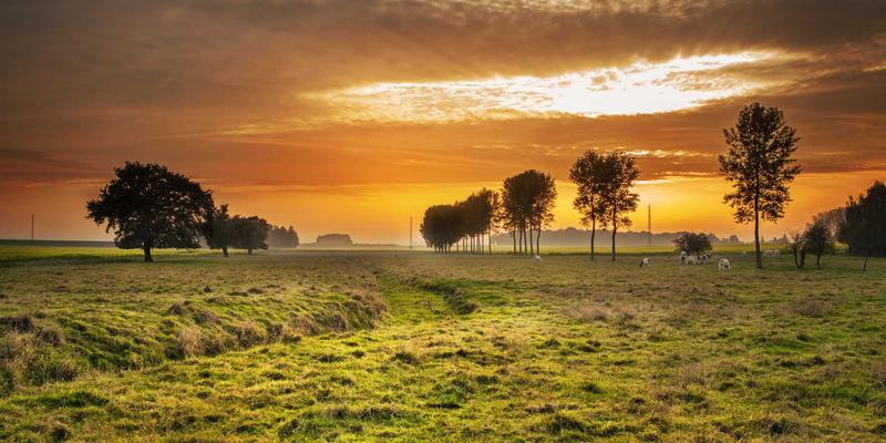 战术装备与户外科技的融合：高超声速武器防御系统的技术路径