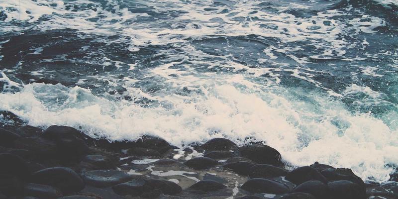 超越GPS：军用级惯性导航系统如何为武器与生存装备提供拒止环境下的可靠PNT解决方案